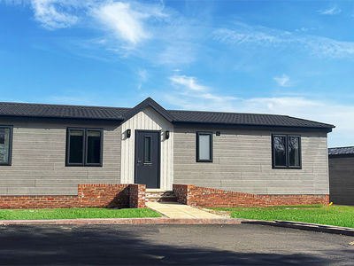 40 The Paddocks Warfield Park