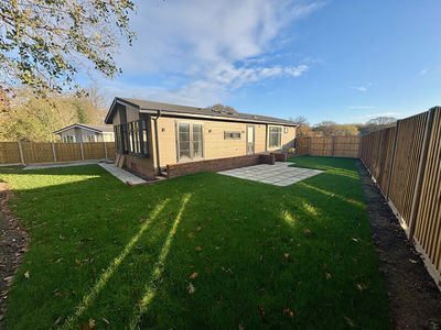 52 The Paddocks Warfield Park