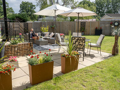 Spotlighting The Paddocks, Berkshire