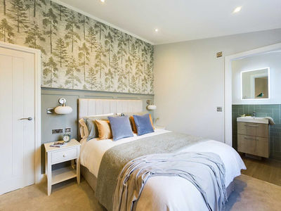 Foundry Iron master bedroom to en-suite