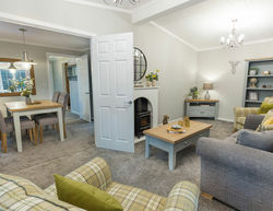 Tingdene Barnwell - lounge & separate dining room