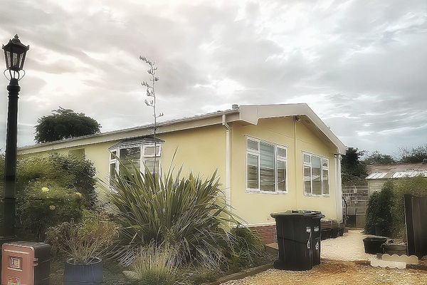 Fleur De Lys Park, Lymington