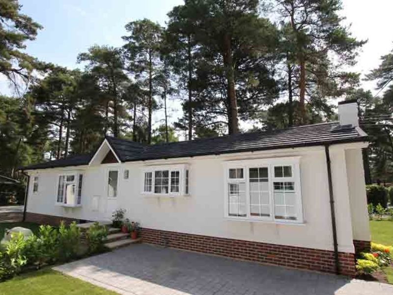 Lone Pine Park Lodges for Sale