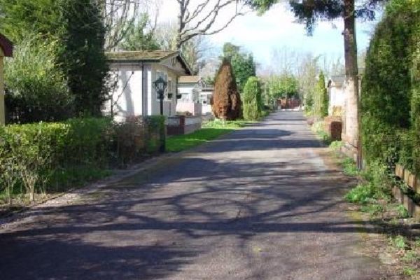 Picture of Long Pightle Mobile Home Park, Hertfordshire