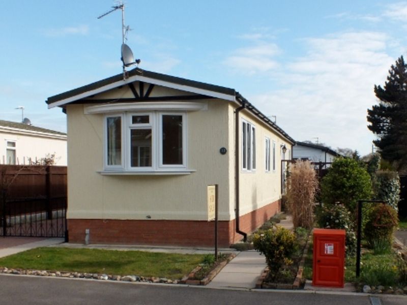 OaklandsGrange Parks Park Homes for Sale