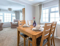 Omar Middleton dining area