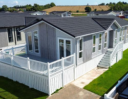 25 Lakeside, Yarwell Mill
